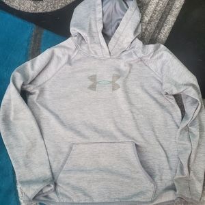 Under Armor sweatshirt